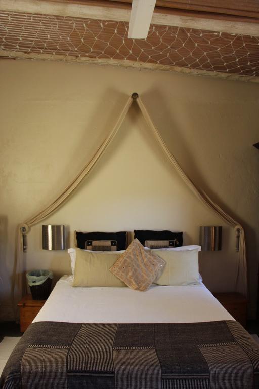 Hebron Guesthouse & Restaurant Citrusdal Kültér fotó